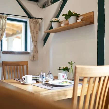 Gästezimmer Victoria Frühstückspension Linsberg