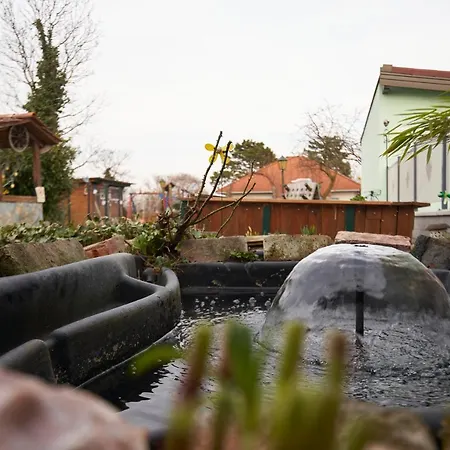 Gaestezimmer Victoria Bed & Breakfast 4*